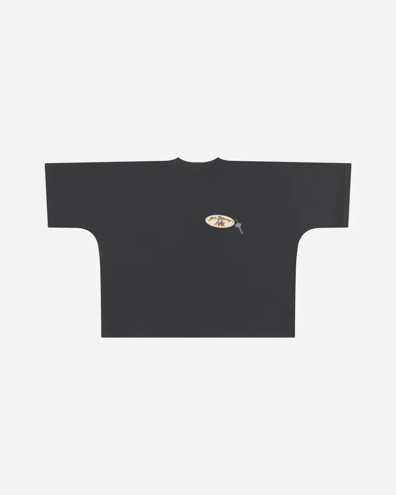 lobby guy heavyweight tee